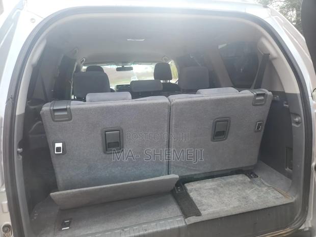 Toyota Land Cruiser Prado 2.7 i 2010 Silver