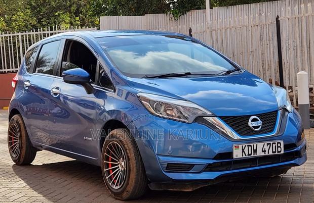 Nissan Note 2018 Blue
