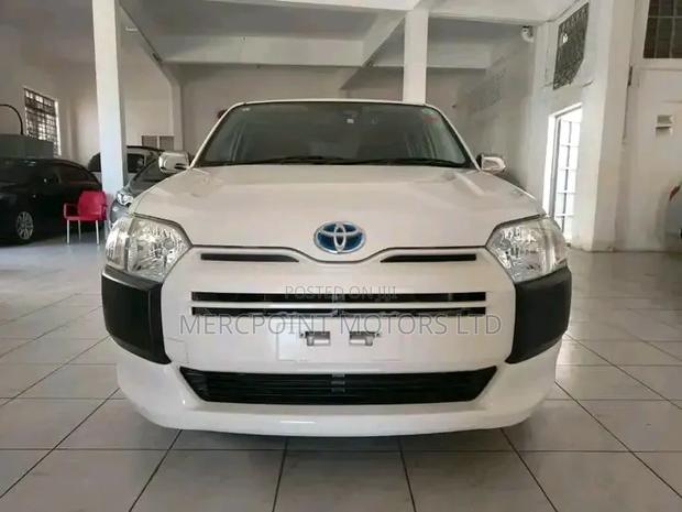 Toyota Probox 1.5 Hybrid GL 2020 White