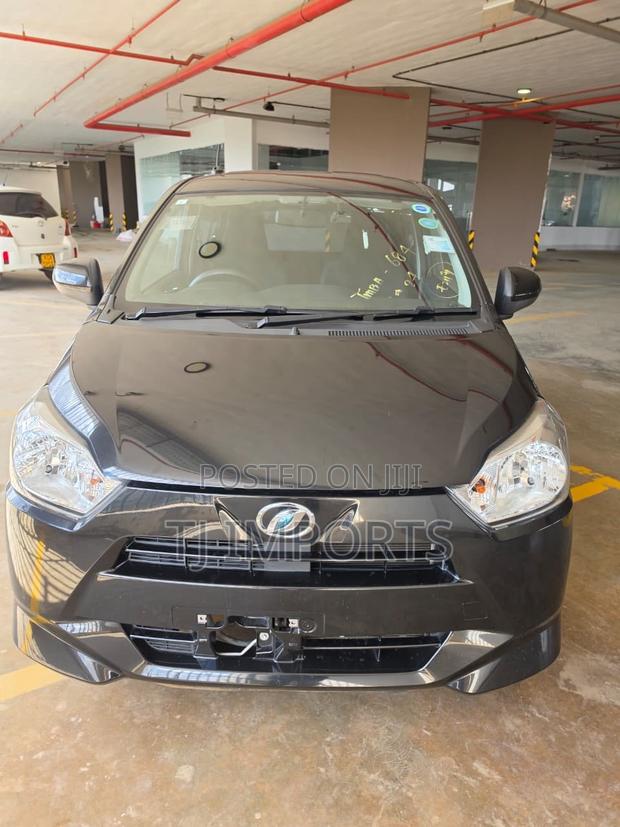 Daihatsu Mira 2019 Black