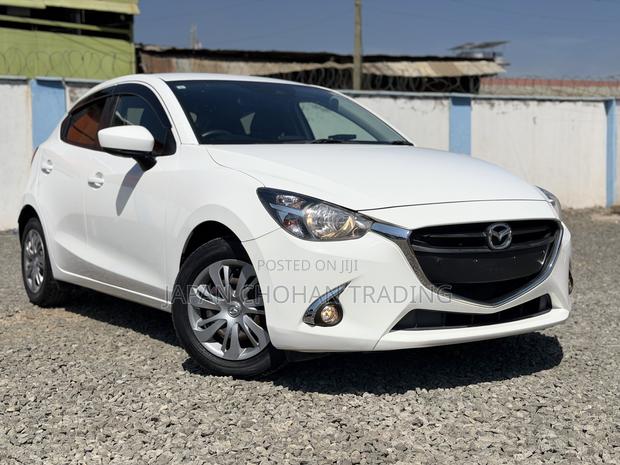 Mazda Demio 2019 White
