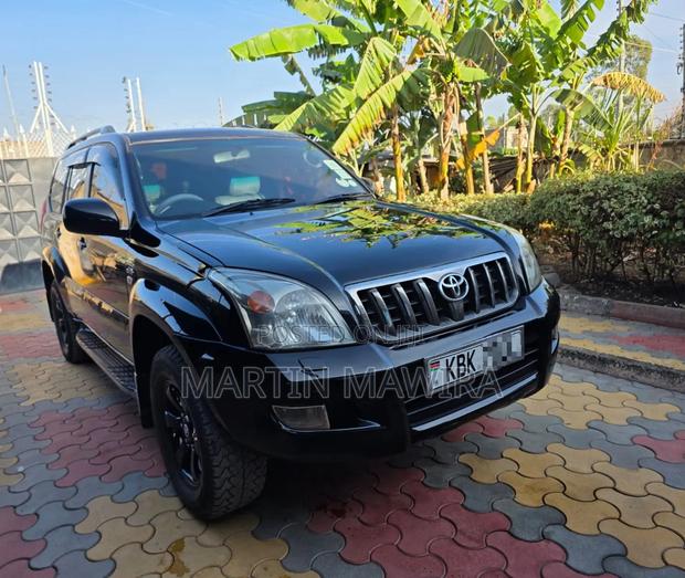 Toyota Land Cruiser Prado 2005 Black