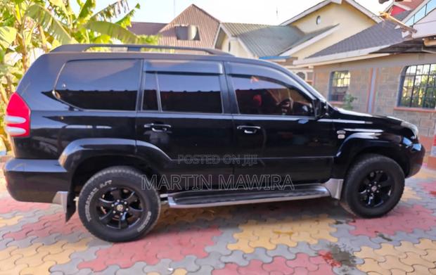 Toyota Land Cruiser Prado 2005 Black