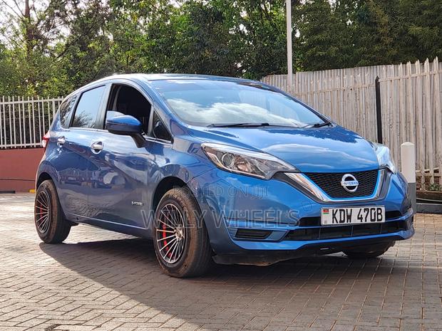 Nissan Note 1.2 Hybrid 2018 Blue