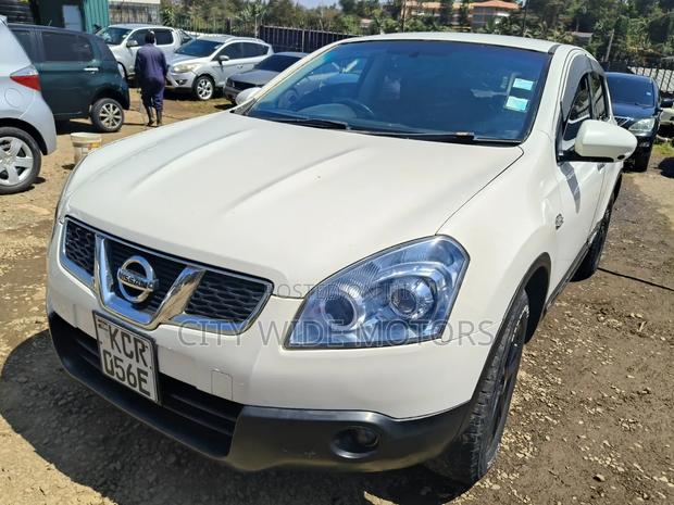 Nissan Dualis 2011 White