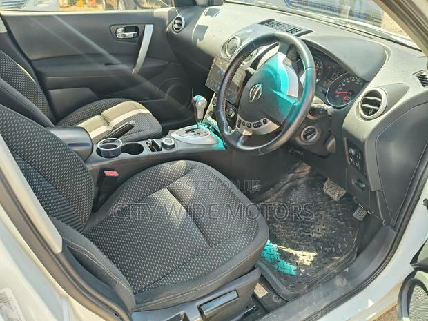 Nissan Dualis 2011 White