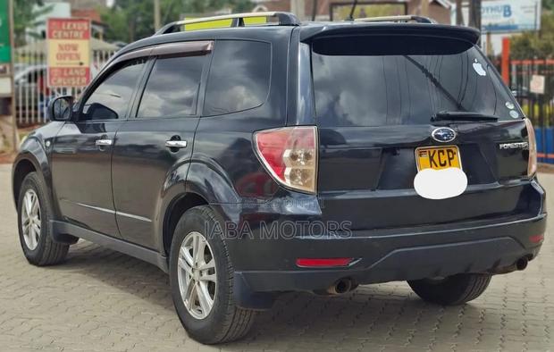Subaru Forester 2011 Black
