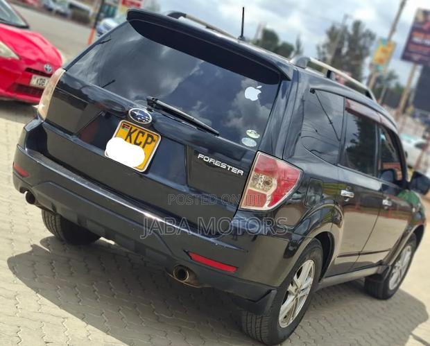 Subaru Forester 2011 Black