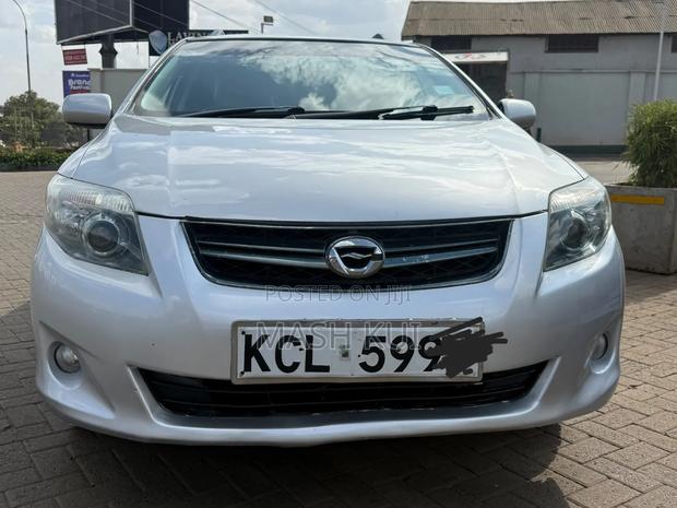 Toyota Corolla Fielder 2010 Silver