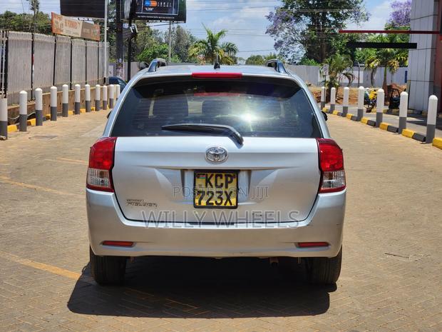 Toyota Corolla Fielder 1.5 Petrol FWD 2012 Silver