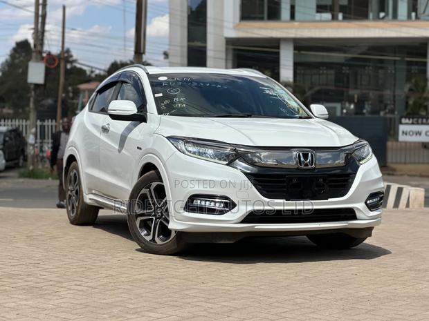 Honda Vezel 1.5 2WD 2019 White