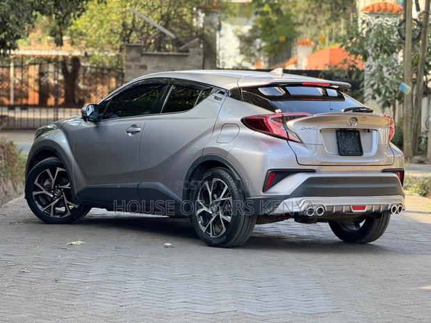 Toyota C-HR 2019 Gray