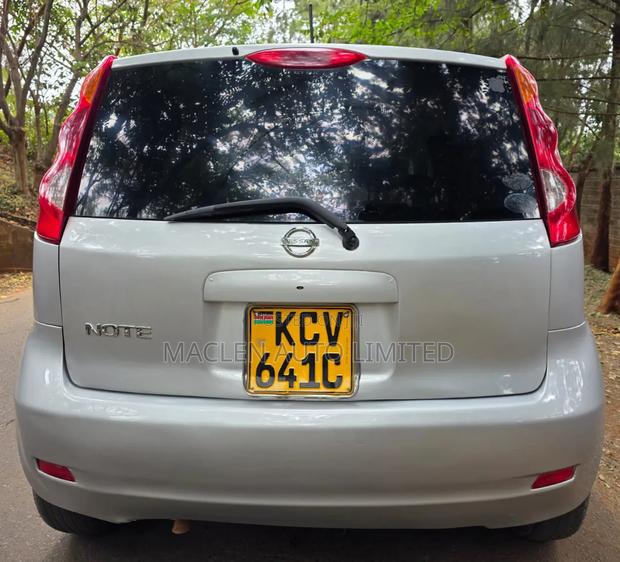 Nissan Note 2012 Silver