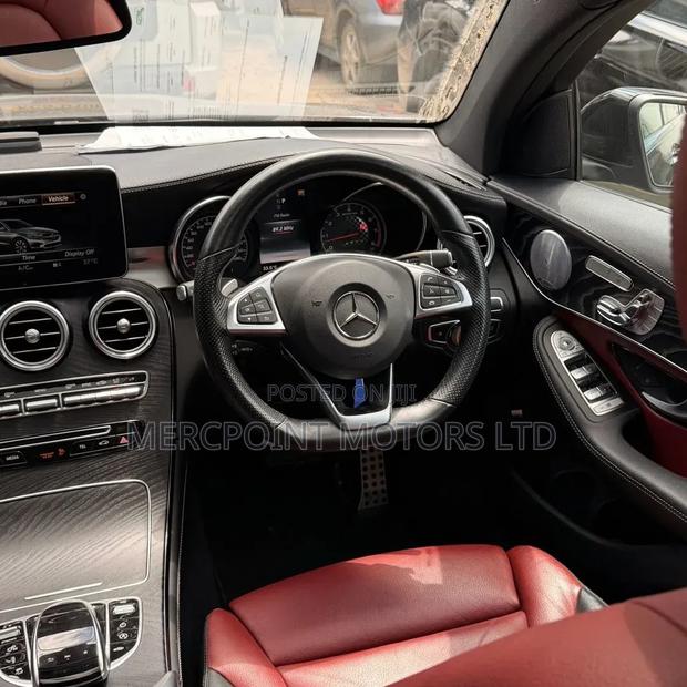 Mercedes-Benz GLC-Class 2020 Off white