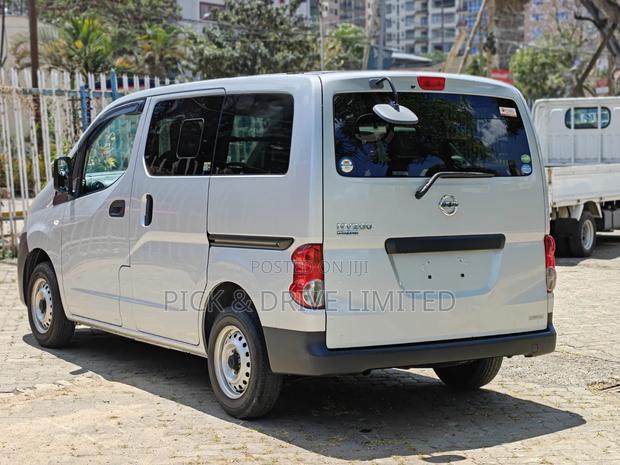 Nissan NV200 S 2019 White
