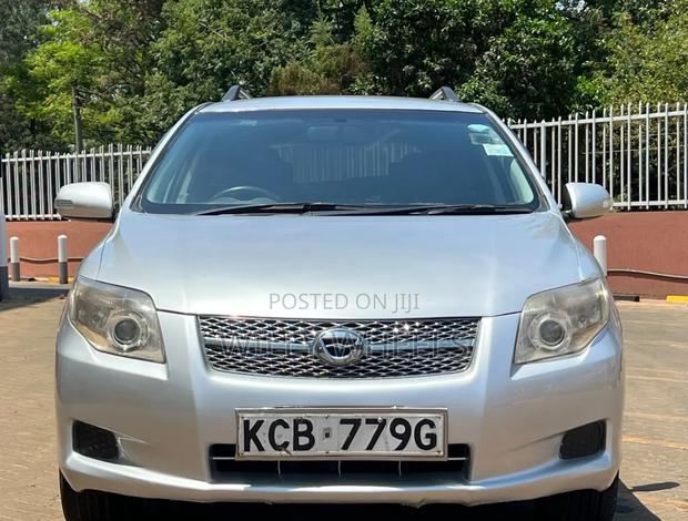 Toyota Corolla Fielder 1.8 Petrol FWD 2008 Silver