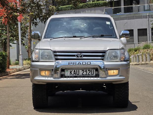 Toyota Land Cruiser Prado 1998 Gray