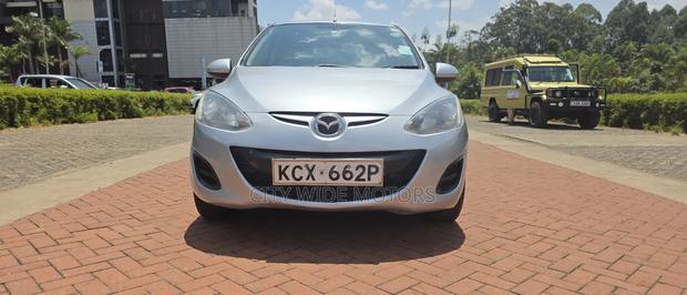 Mazda Demio 2011 Silver