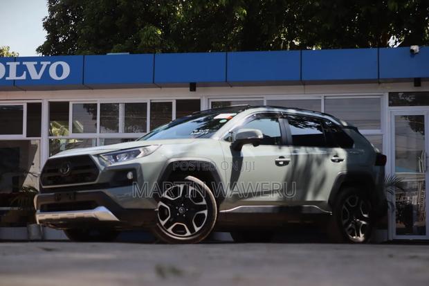 Toyota RAV4 Adventure 2019 Gray