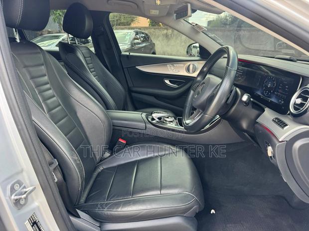 Mercedes-Benz E200 2017 Silver