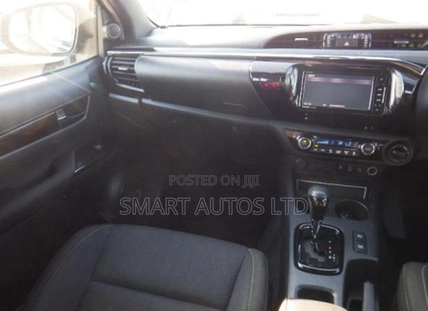 Toyota Hilux Revo Double Cab Deisel 2.4 AWD 2019