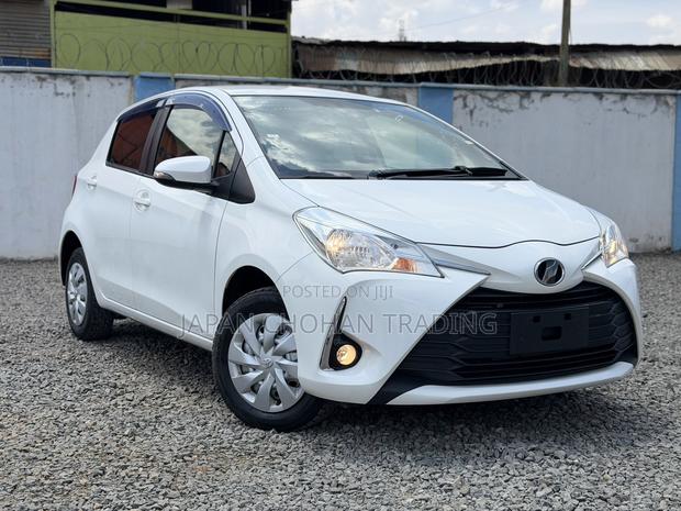 Toyota Vitz 1.3 FWD 5dr 2019 White