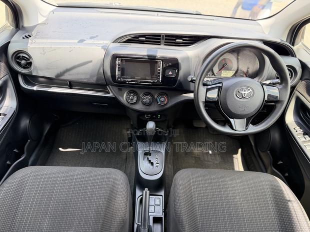 Toyota Vitz 1.3 FWD 5dr 2019 White