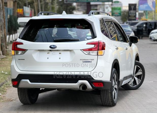 Subaru Forester 2019 White