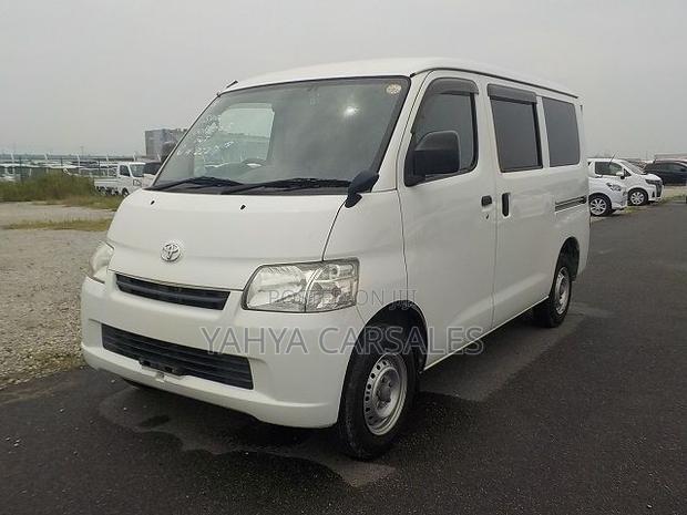 Toyota TownAce 2019 White