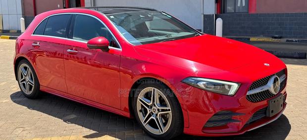 Mercedes-Benz C-Class 2018 Red