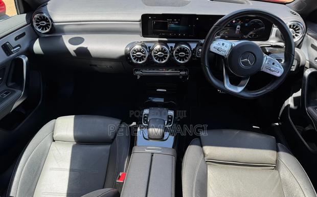 Mercedes-Benz C-Class 2018 Red