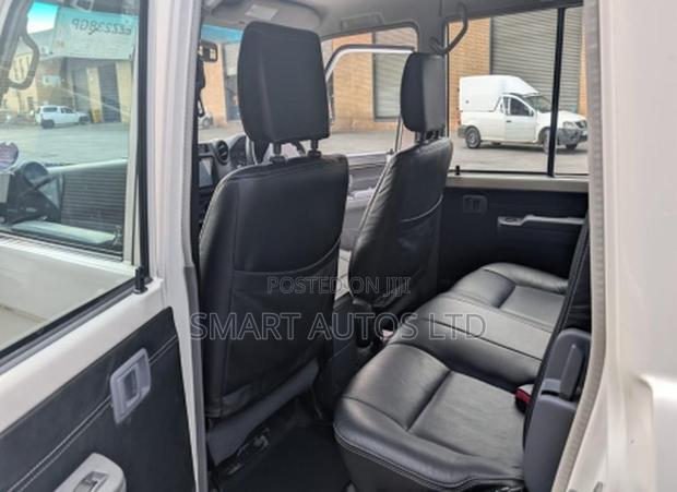 Toyota Land Cruiser 79 Series 2019 Off white