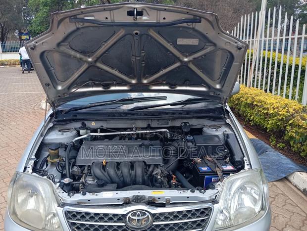 Toyota Corolla Sedan 2003 Silver