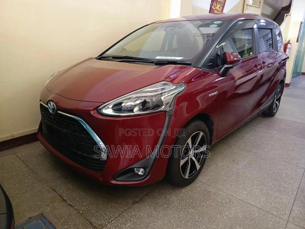 Toyota Sienta 1.5 Hybrid FWD (6-seater) 2019 Maroon