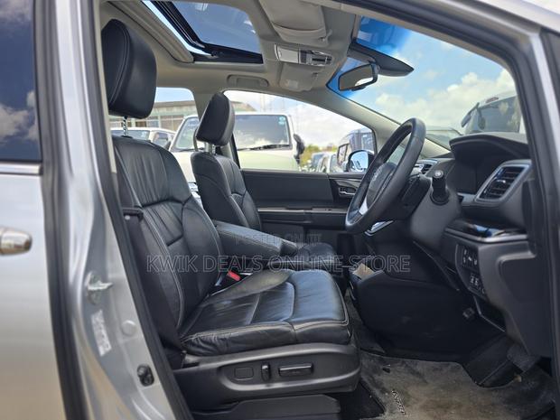 Honda Odyssey 2019 Silver