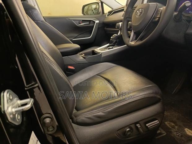 Toyota RAV4 Limited FWD 2020 Black