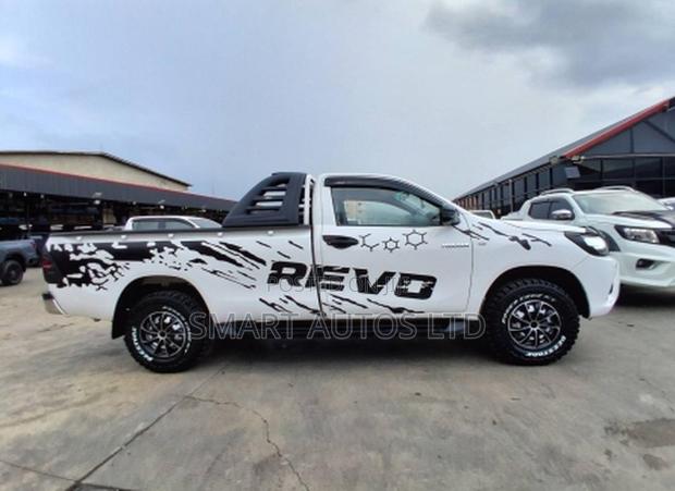 Toyota Hilux Revo Single Cab Deisel 2.4 RWD 2019 Pearl
