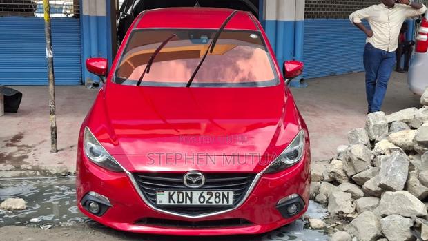 Mazda Axela 2016 Red