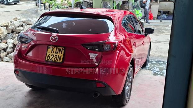 Mazda Axela 2016 Red