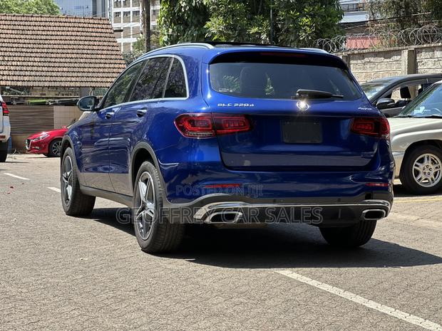 Mercedes-Benz GLC-Class 2019 Blue