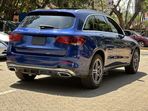 Mercedes-Benz GLC-Class 2019 Blue