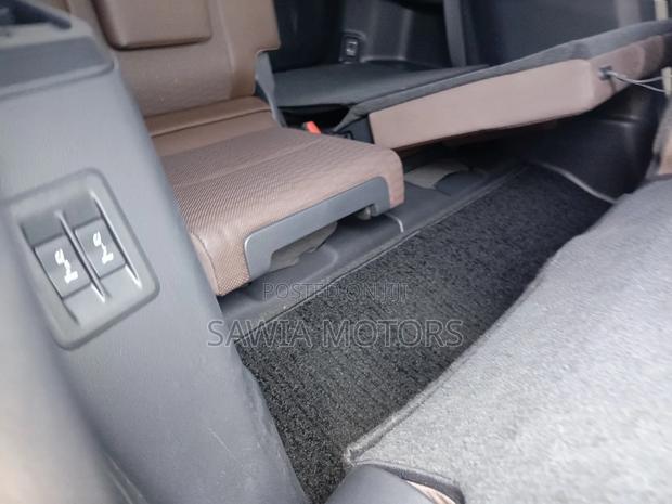 Toyota Land Cruiser Prado 2024 Black