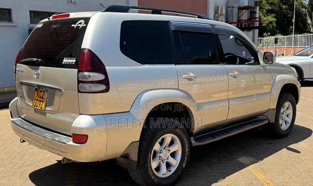 Toyota Land Cruiser Prado 2006