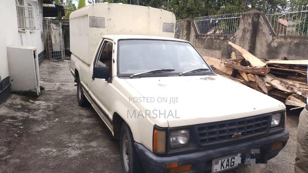 Mitsubishi L200 1997 White