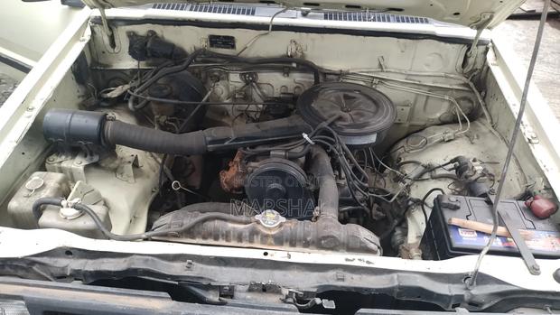 Mitsubishi L200 1997 White