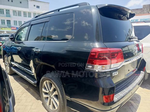 Toyota Land Cruiser 2019 Black