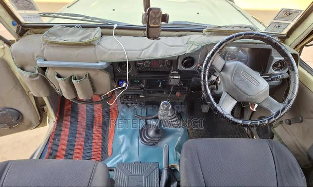 Toyota Land Cruiser 2009 Gray