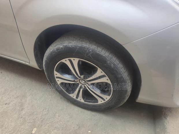 Toyota Corolla Fielder 2015 Silver