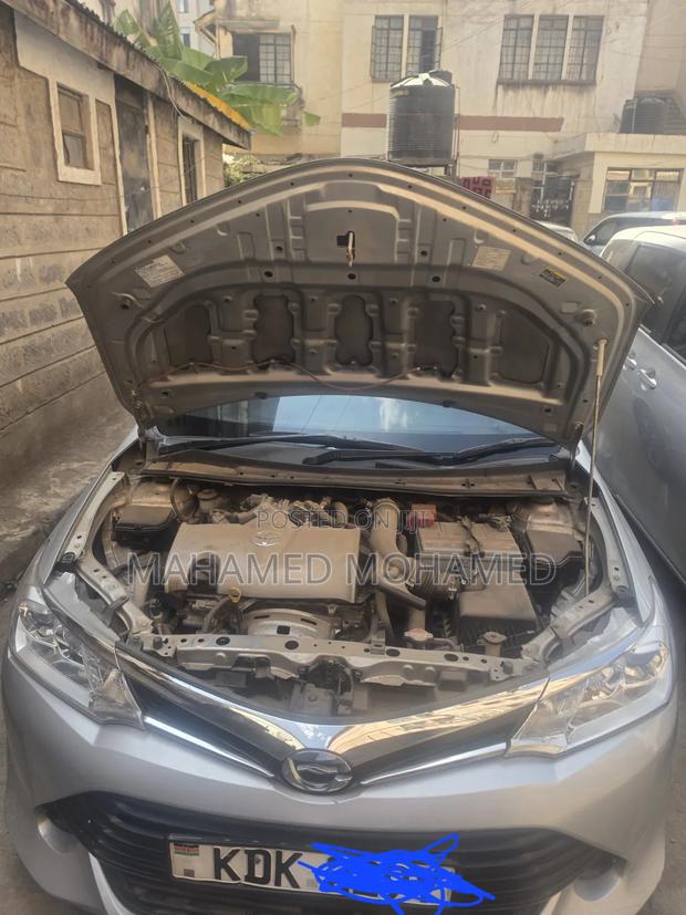 Toyota Corolla Fielder 2015 Silver