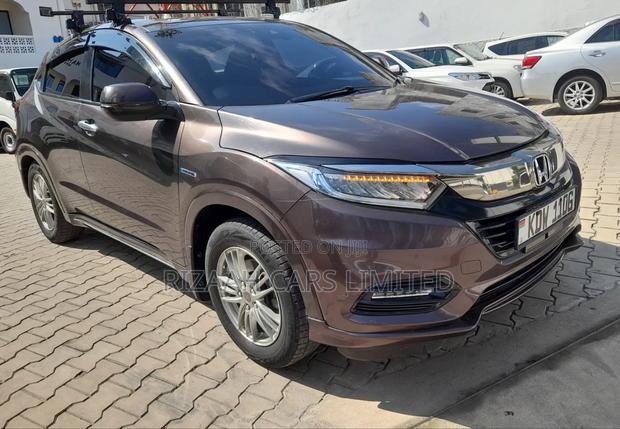 Honda Vezel 1.5 Hybrid 2WD 2018 Purple